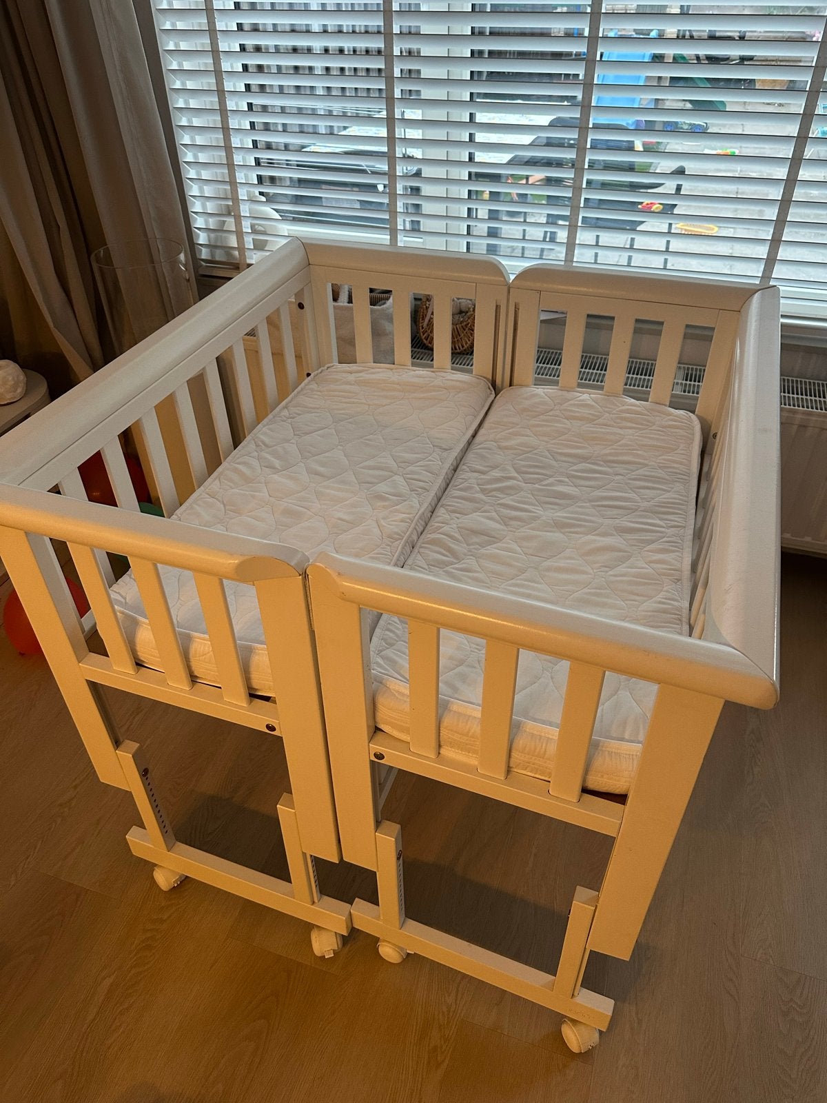 Tweeling co sleeper / wiegje / bedjes, Ophalen, Gebruikt, Wieg