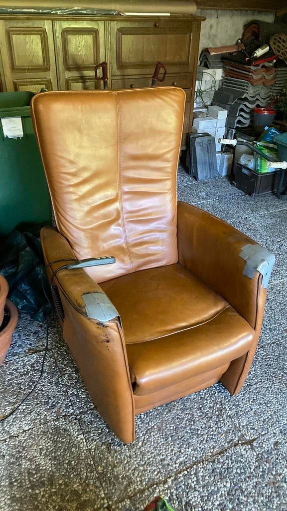 Prominent staop stoel, Huis en Inrichting, Fauteuils, Ophalen, Gebruikt, 100 tot 125 cm, Leer