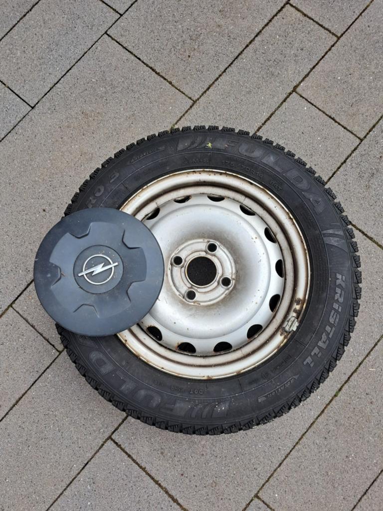 Winterbanden met velgen voor Opel Corsa - Goede staat, Ophalen, Gebruikt