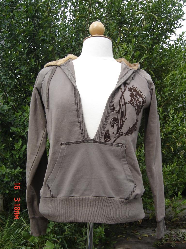 Mooie Trui maat M, Kleding | Dames, Truien en Vesten, Ophalen of Verzenden, Zo goed als nieuw, Maat 38/40 (M), Bruin