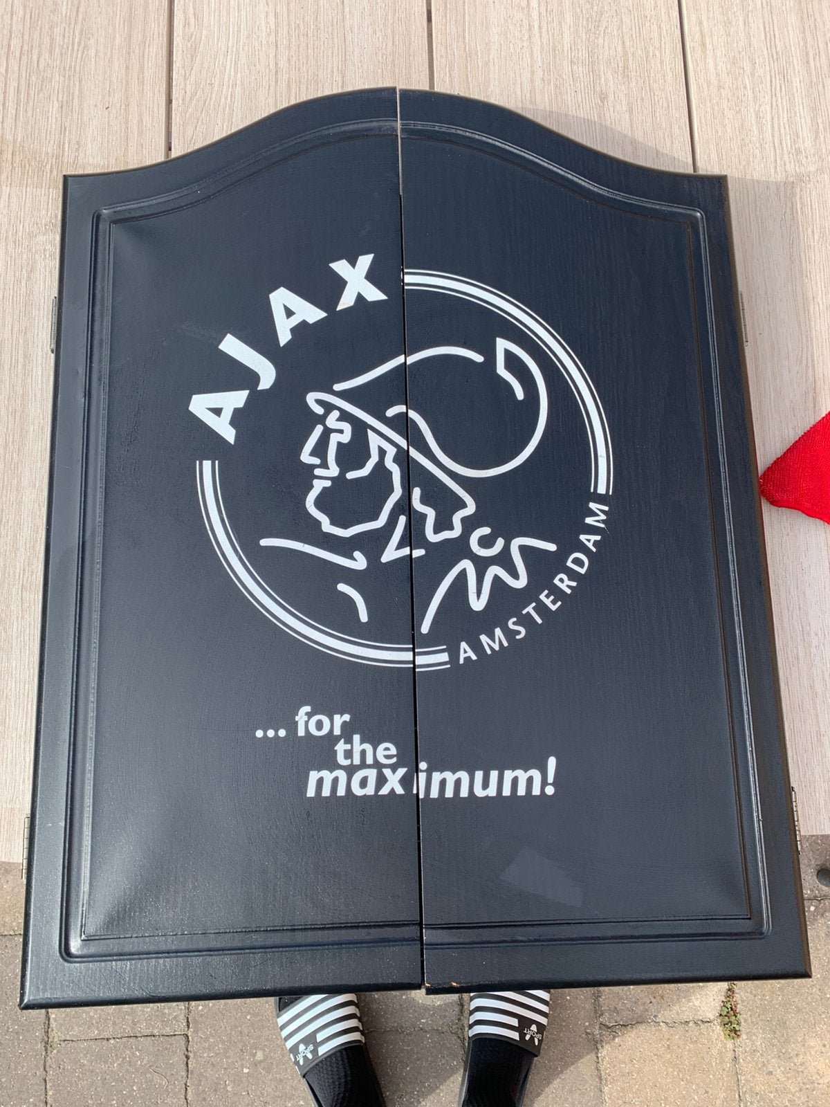 Ajax dartbordkast incl dartbord 63x50x9, Ophalen of Verzenden, Zo goed als nieuw, Dartbord
