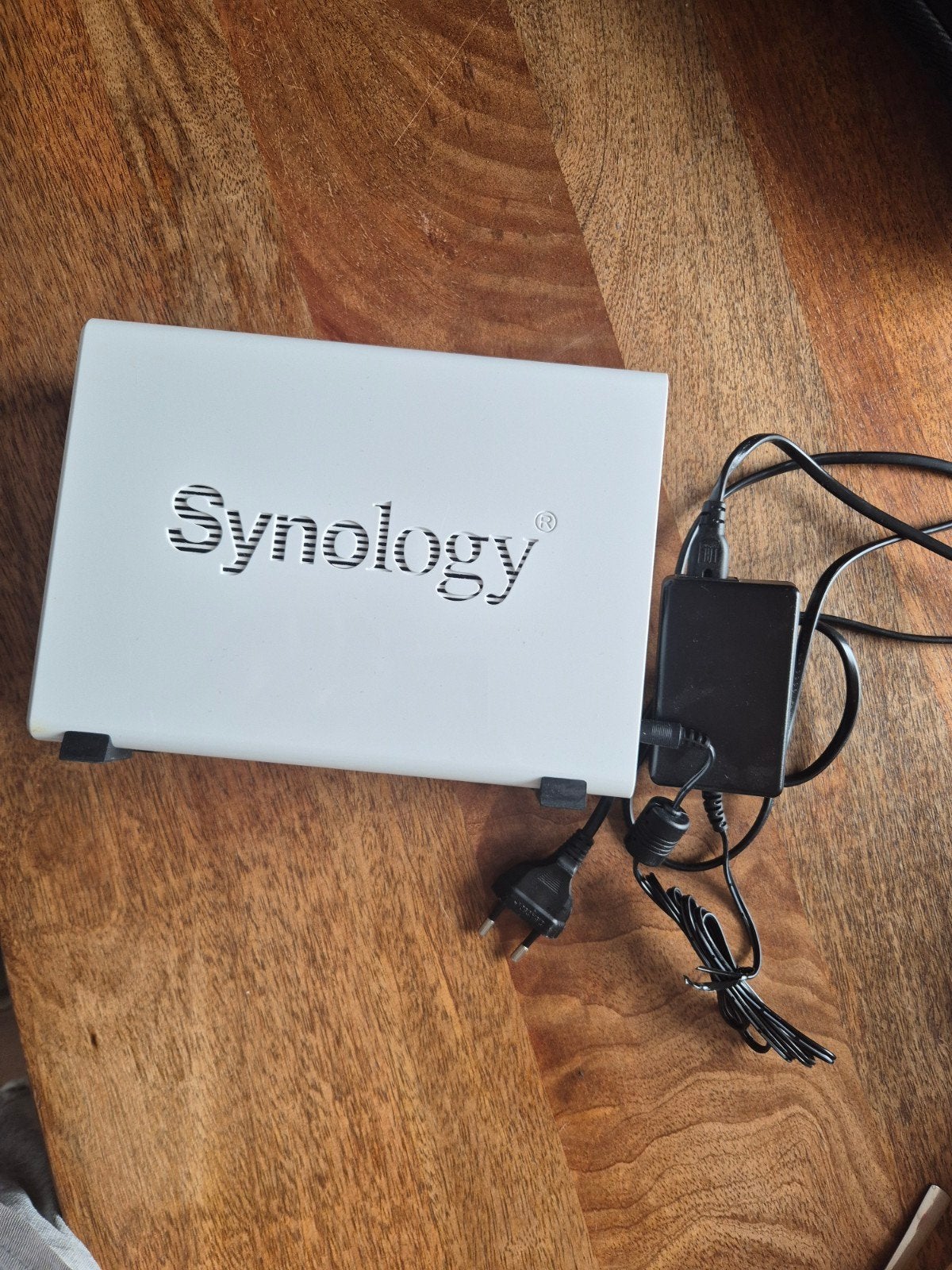 Synology DiskStation DS115j NAS incl 1TB harde schijf, Computers en Software, NAS, Ophalen of Verzenden, Gebruikt