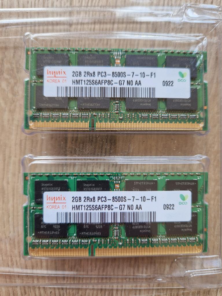 2 x 2GB 2Rx8 DDR3 SODIMM, Computers en Software, RAM geheugen, DDR3, Ophalen of Verzenden, Zo goed als nieuw, Laptop