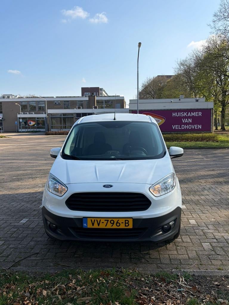 Ford Transit Courier 1.5 Tdci 55KW 2016, Auto's, Voorwielaandrijving, Euro 5, Stof, 74 pk