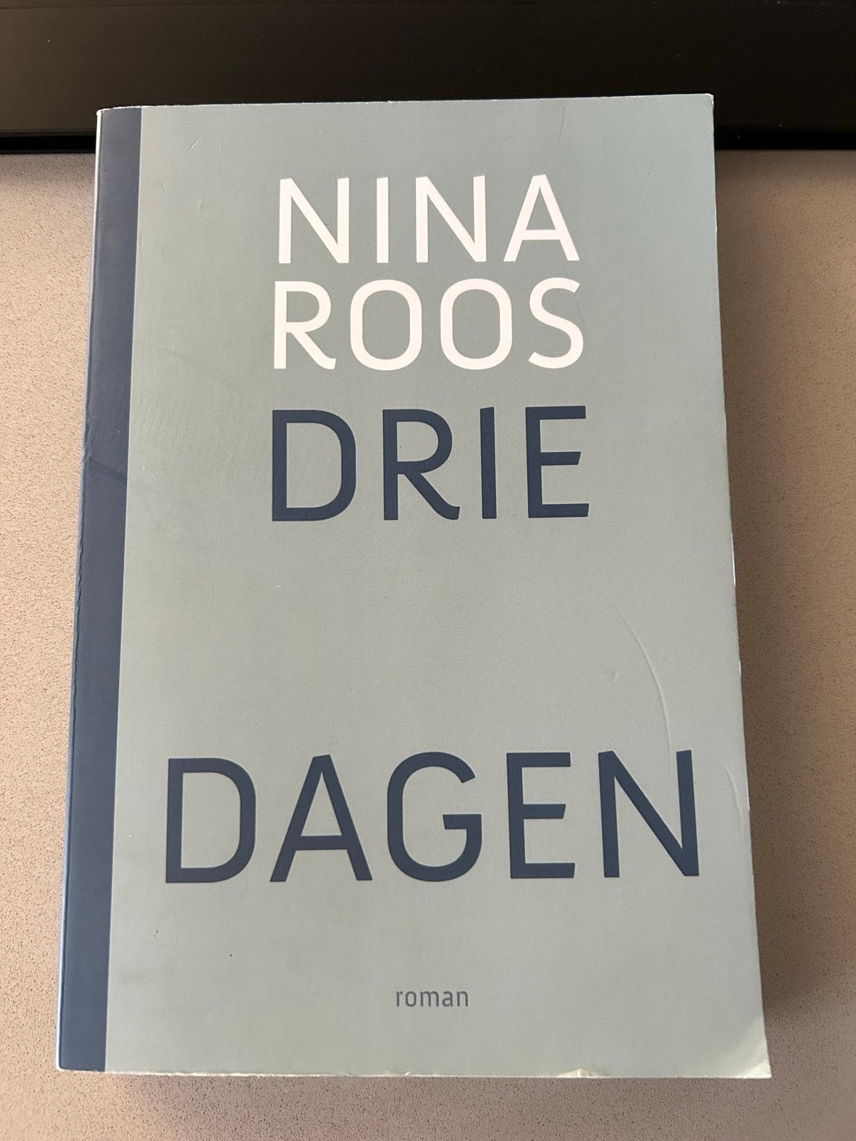 Drie Dagen - Nina Roos, Boeken, Ophalen of Verzenden, Zo goed als nieuw, Nederland