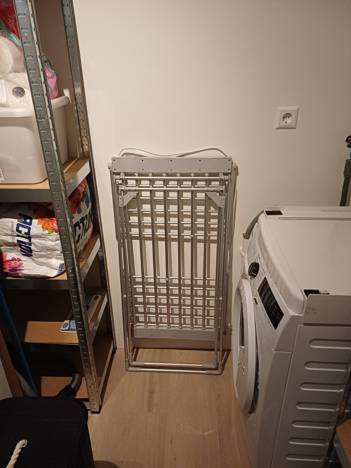 Compact en stevig droogrek - Ideaal voor kleine ruimtes, Ophalen of Verzenden, Gebruikt