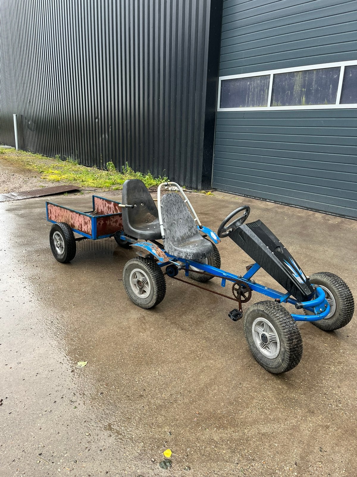 Mammoet skelter met 2 stoelen en kar, Ophalen, Gebruikt, Mammoet