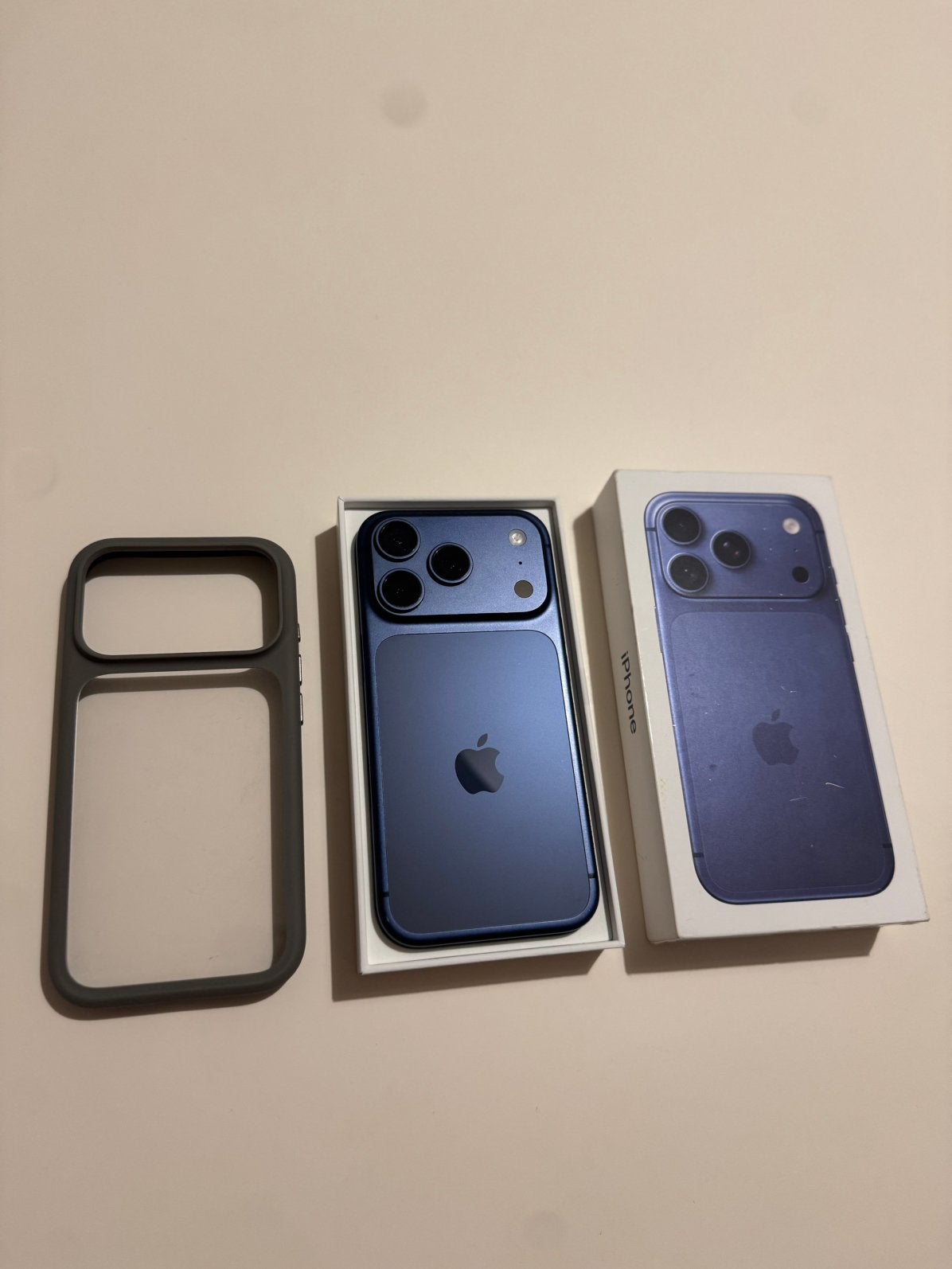 Nette Iphone 17 Pro 256GB | Doos + Hoesje | 96% Batterij