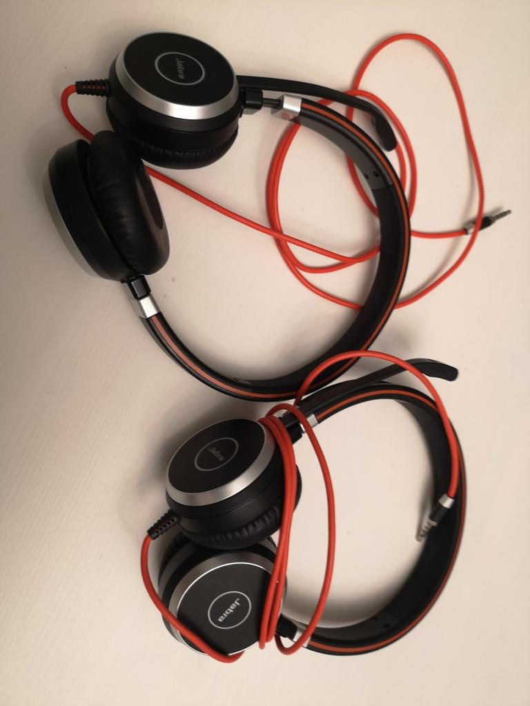 Jabra Evolve 20 MS Stereo Headset (2 stuks), Ophalen of Verzenden, Gebruikt, Over oor (circumaural), Overige merken
