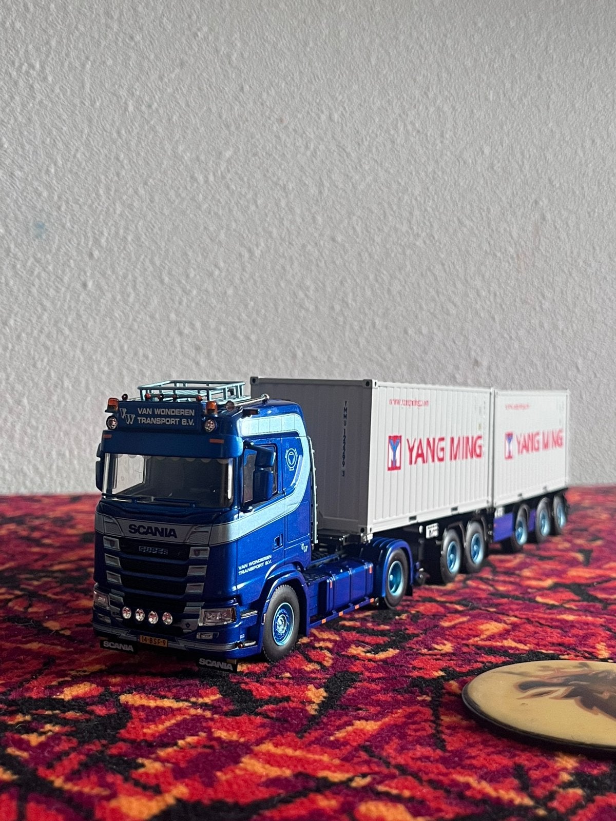 Wsi VAN WONDEREN BEESD B.V.; SCANIA 4X2  2X 20FT CONTAINER, Ophalen of Verzenden, Zo goed als nieuw, Bus of Vrachtwagen, Wsi