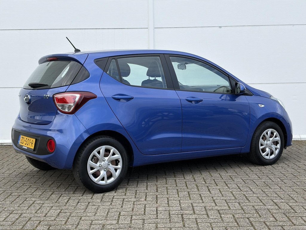 Hyundai i10 1.0i Comfort / Airco / Cruise control /, Stof, Gebruikt, Origineel Nederlands, Handgeschakeld
