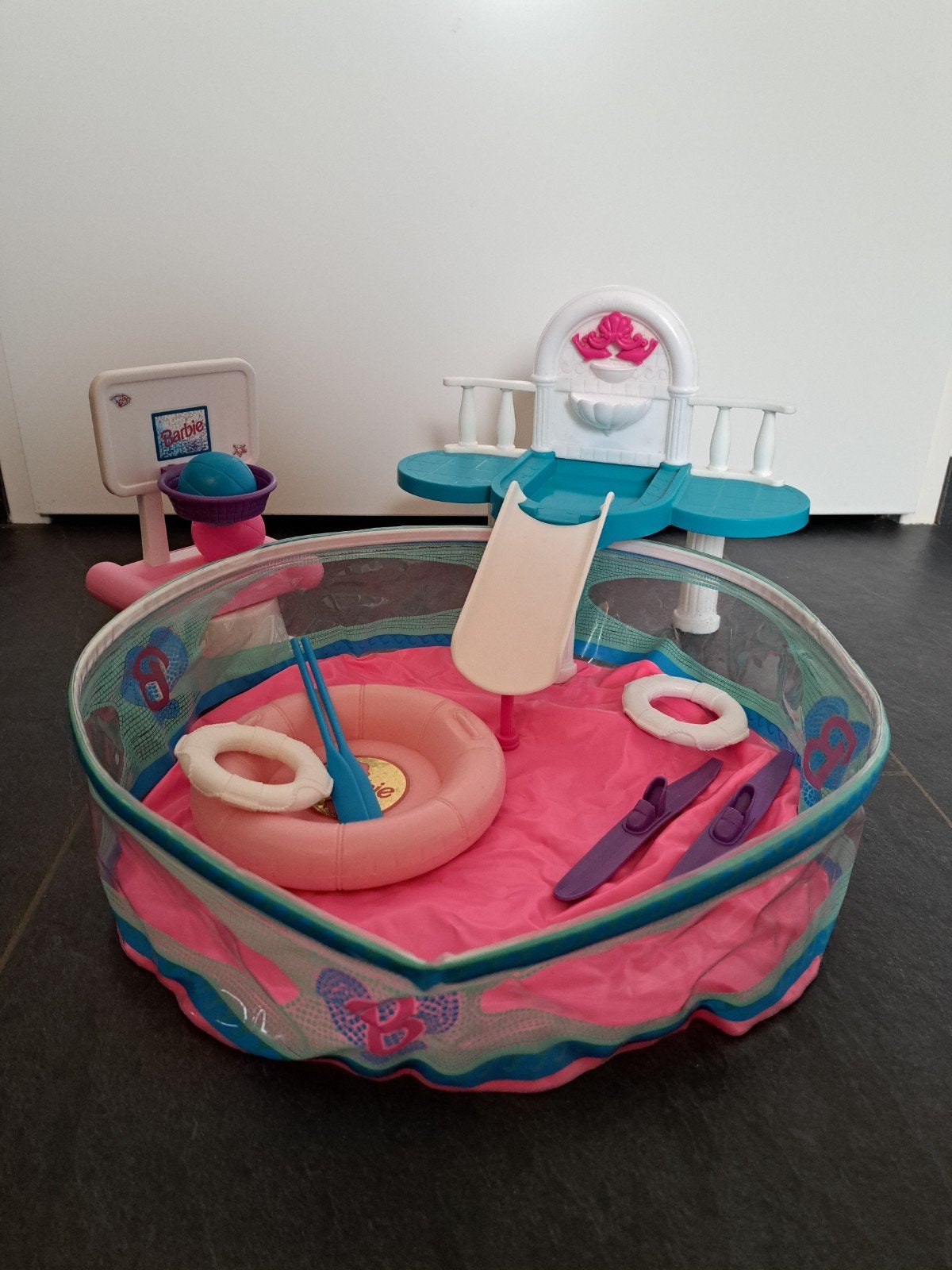 Barbie Florida zwembad vintage 1998 met diverse accessoires, Ophalen of Verzenden, Zo goed als nieuw, Barbie