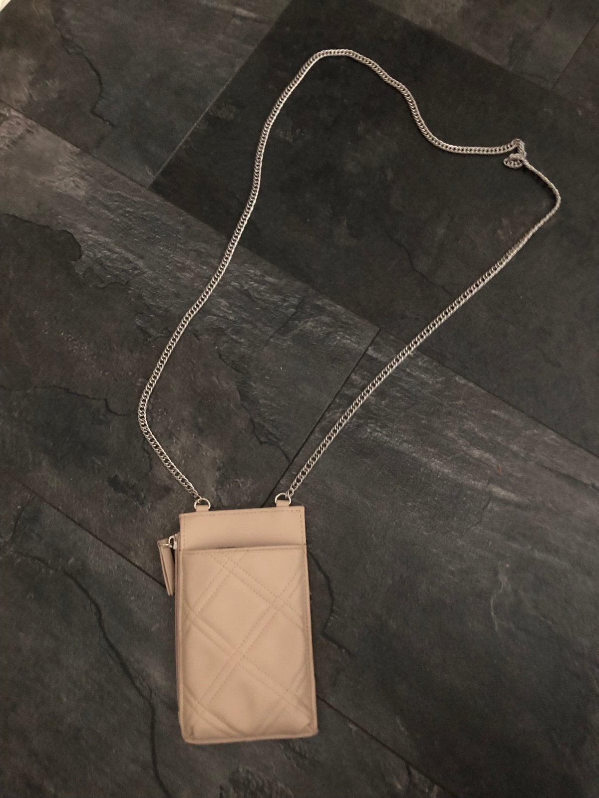 Stijlvol Telefoontasje met Ketting - Beige, Ophalen, Zo goed als nieuw, Beige, Schoudertasje