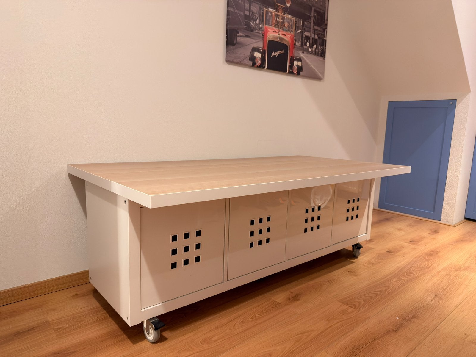 Hele mooie speeltafel, Ophalen, Zo goed als nieuw, Tafel(s)