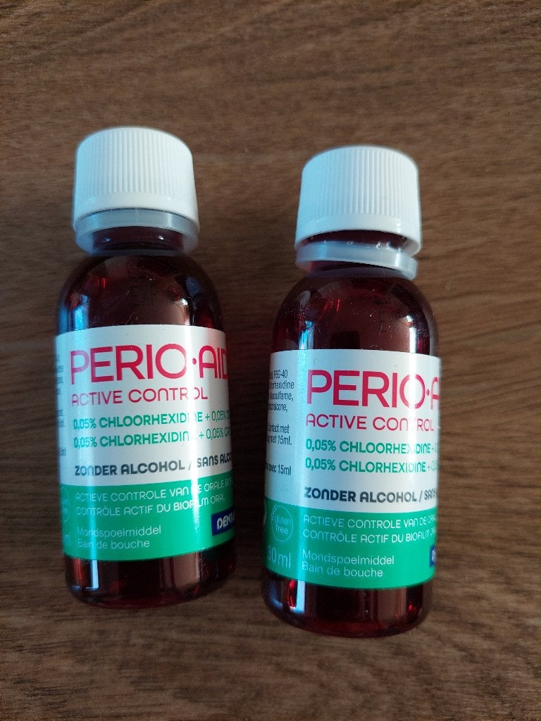 2 flesjes Perio Aid Active Control 0,05% 30 ML, Ophalen of Verzenden, Nieuw, Overige typen