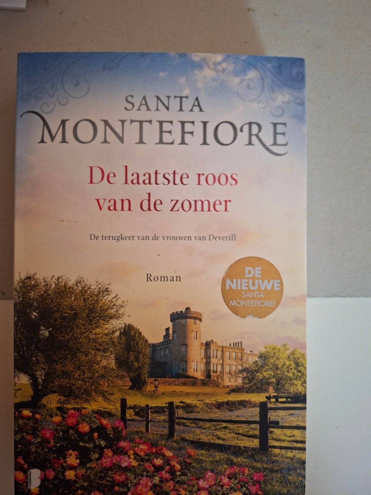 Santa Montefiore - De laatste roos van de zomer, Boeken, Verzenden, Amerika, Santa Montefiore, Zo goed als nieuw