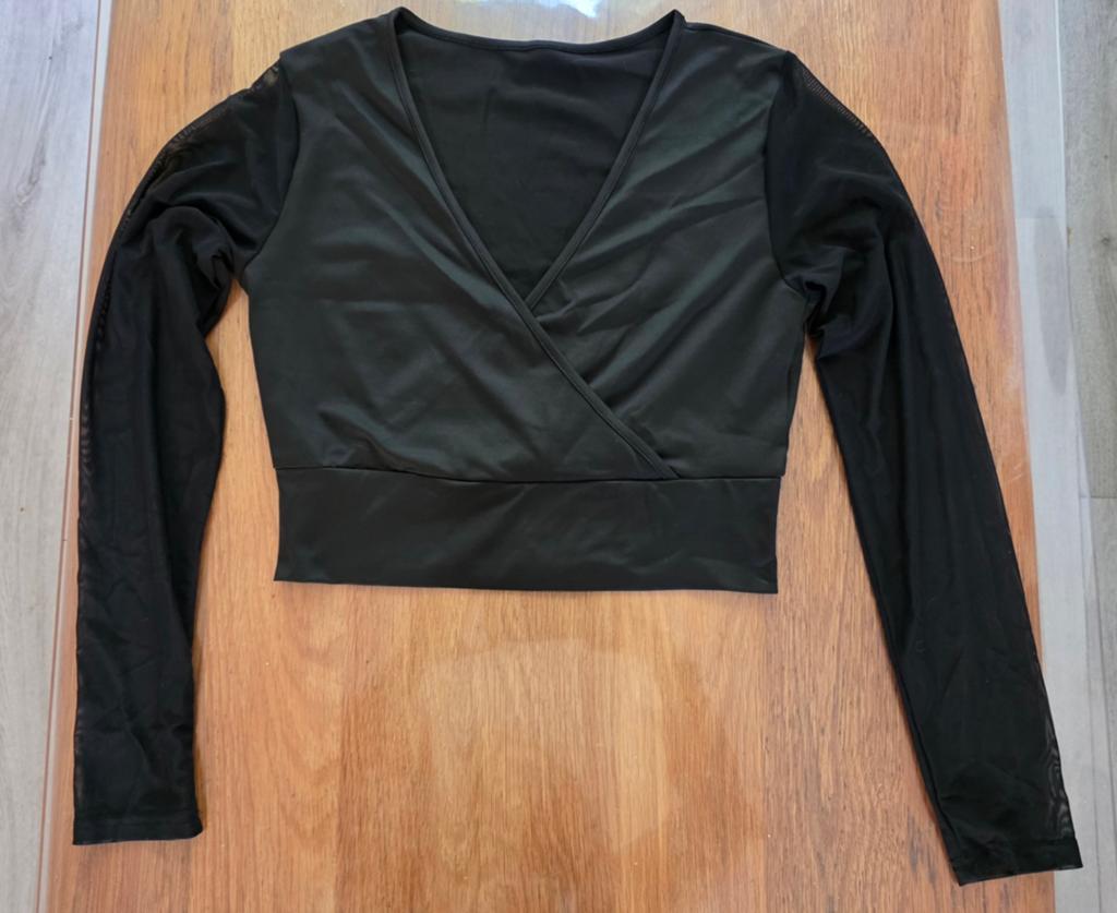 Nieuw dames topje, nooit gedragen., Kleding | Dames, Tops, Maat 38/40 (M), Zwart, Nieuw, Ophalen of Verzenden