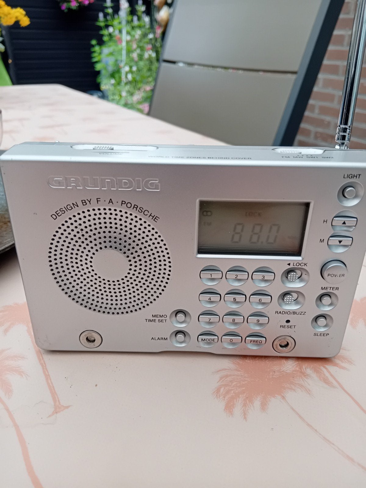 Grundig Wereldontvanger YB-P 2000 Design F.A. Porsche, Ophalen of Verzenden