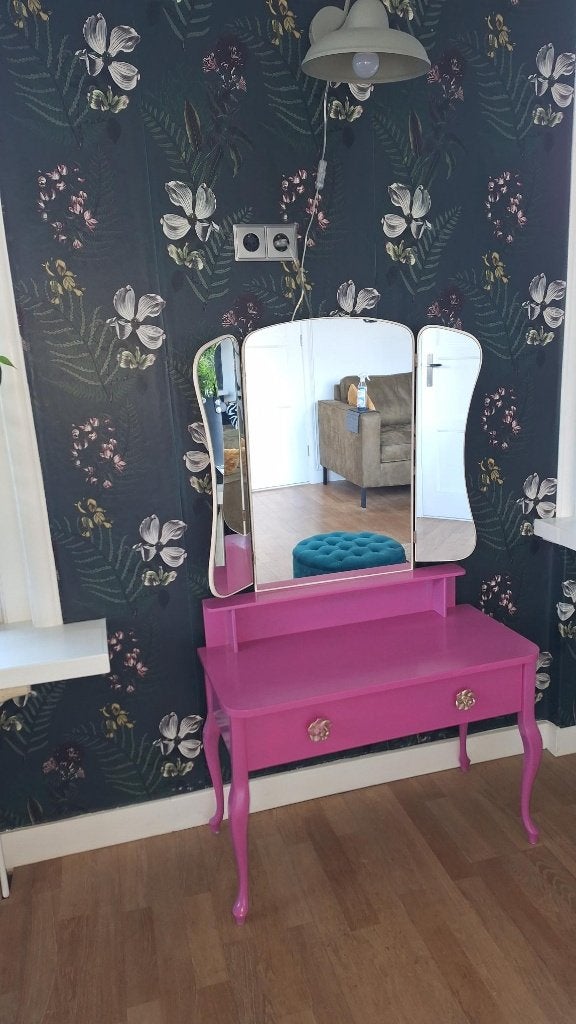 Make -up tafel Retro Gepimt in hoogglans fuchsia roze!, Ophalen, Zo goed als nieuw