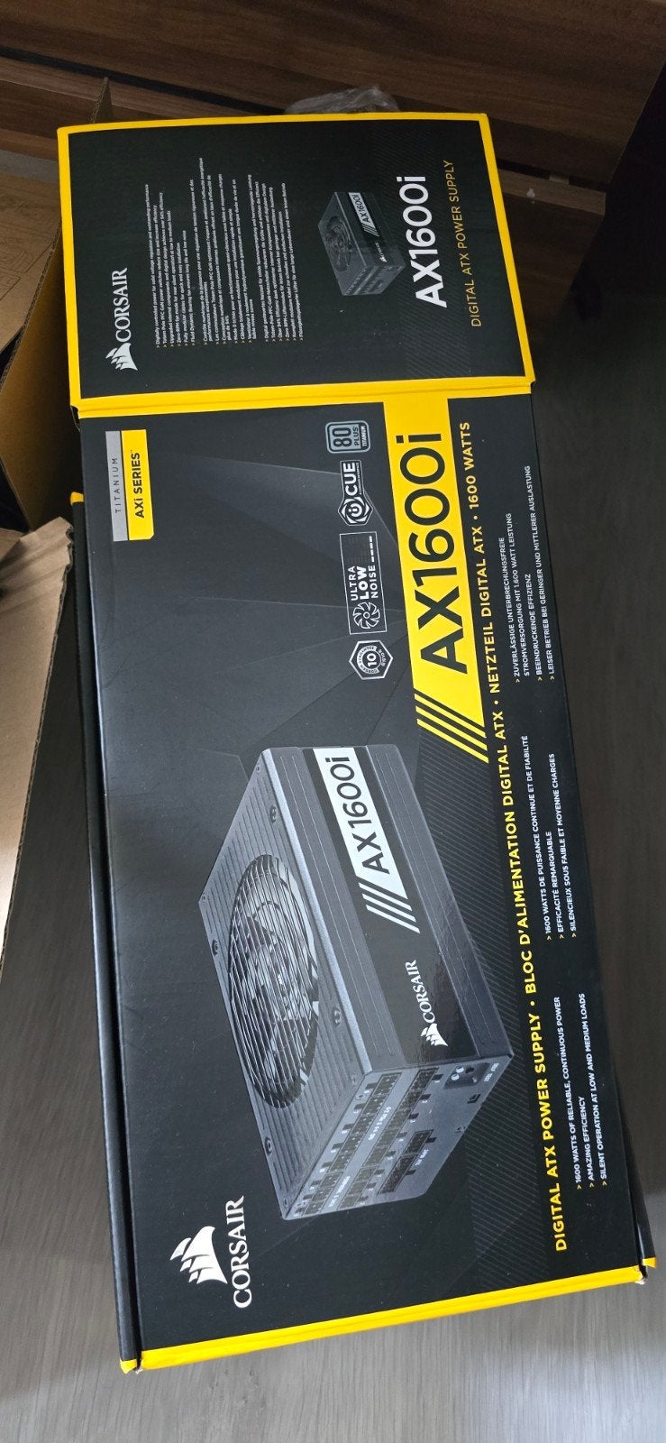 Corsair AX1600i 80+ Titanium PSU met complete kabelset, Ophalen