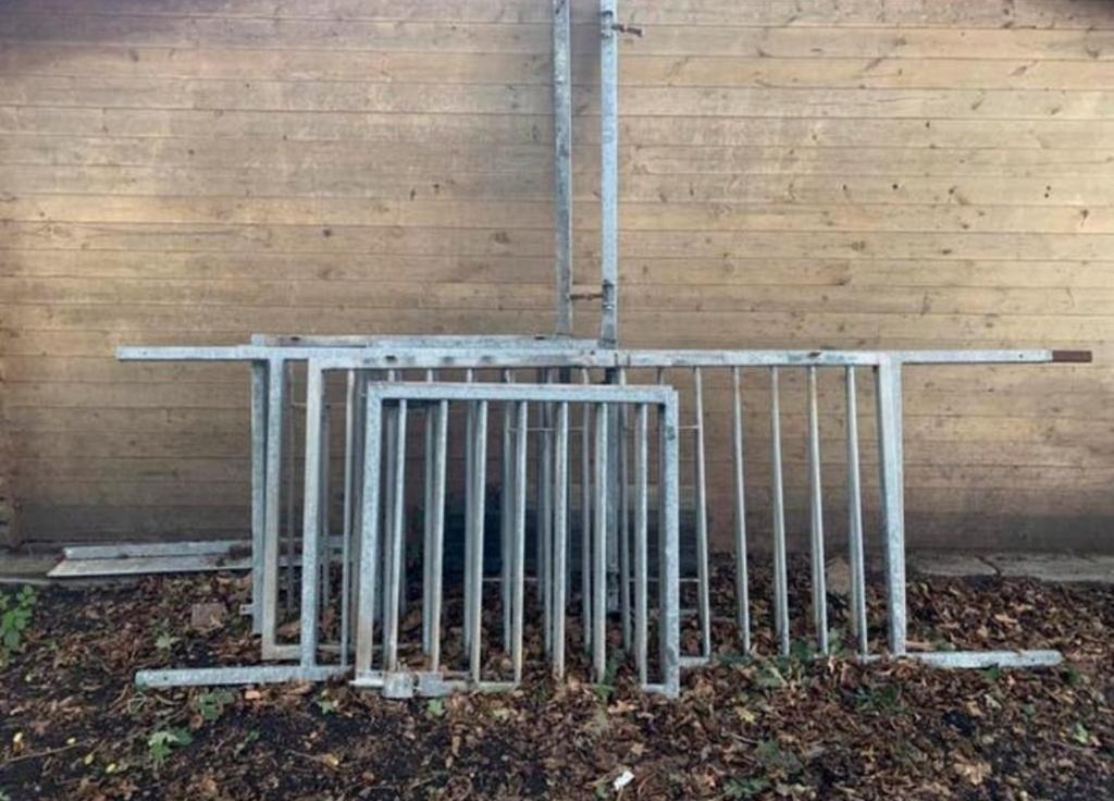Staldeuren/ stalramen/ traliewerk / stalrooster, Dieren en Toebehoren, Ophalen, Gebruikt, Overige soorten