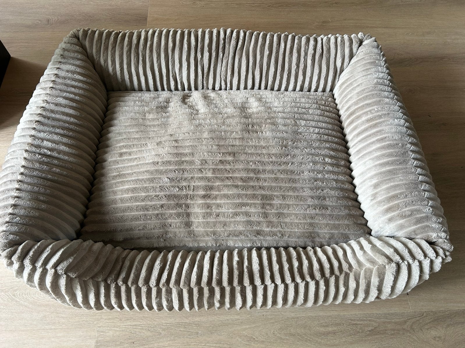Adori Devoted Mand Saphira Taupe - Hondenmand - 115x85x30 cm, Ophalen, Zo goed als nieuw