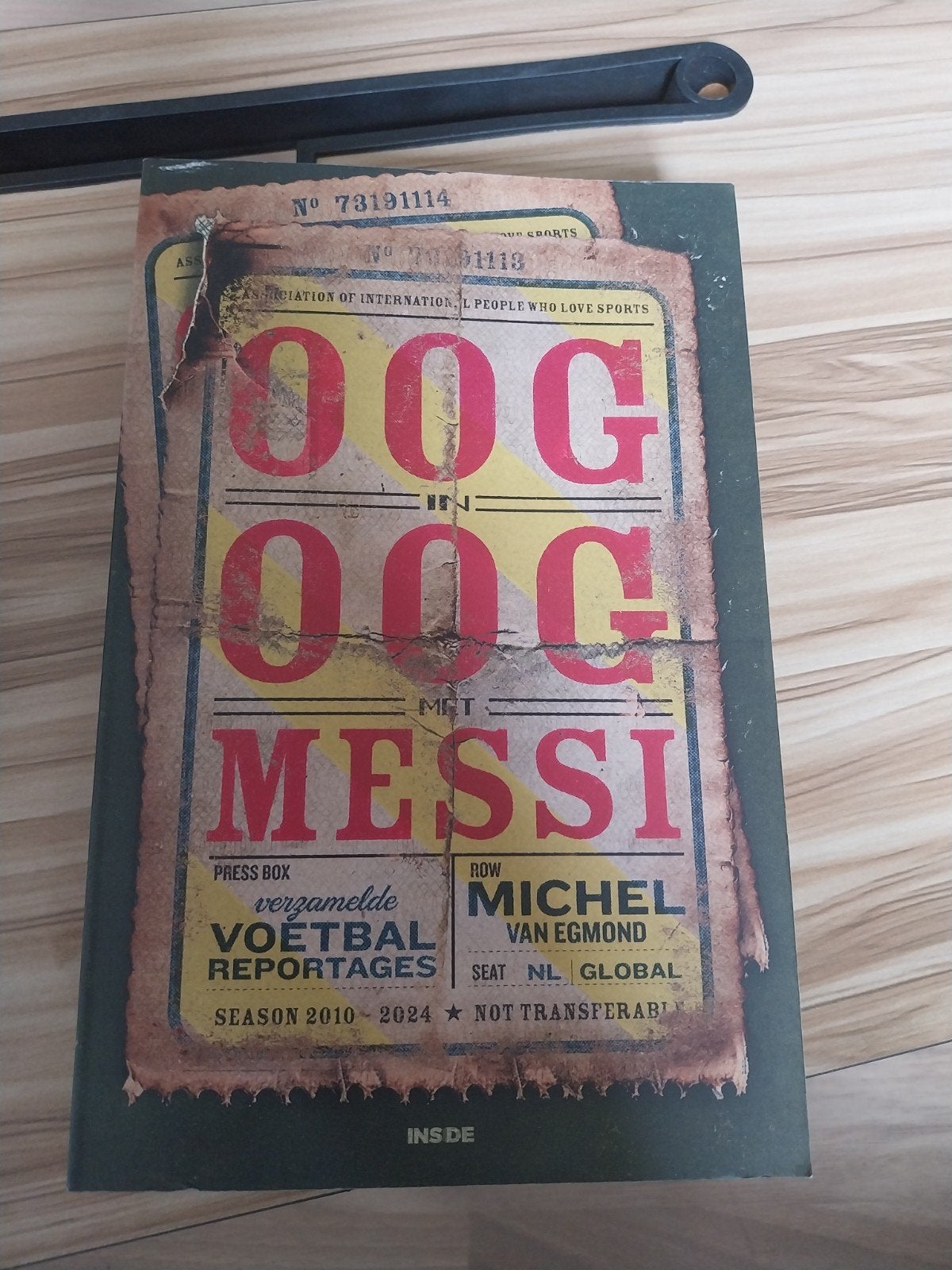 Oog in oog met Messi, Maat XS of kleiner, Ophalen of Verzenden, Overige typen