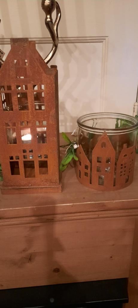 Roestkleurige metalen huisjes theelichthouder set, Huis en Inrichting, Woonaccessoires | Overige, Ophalen of Verzenden, Metaal