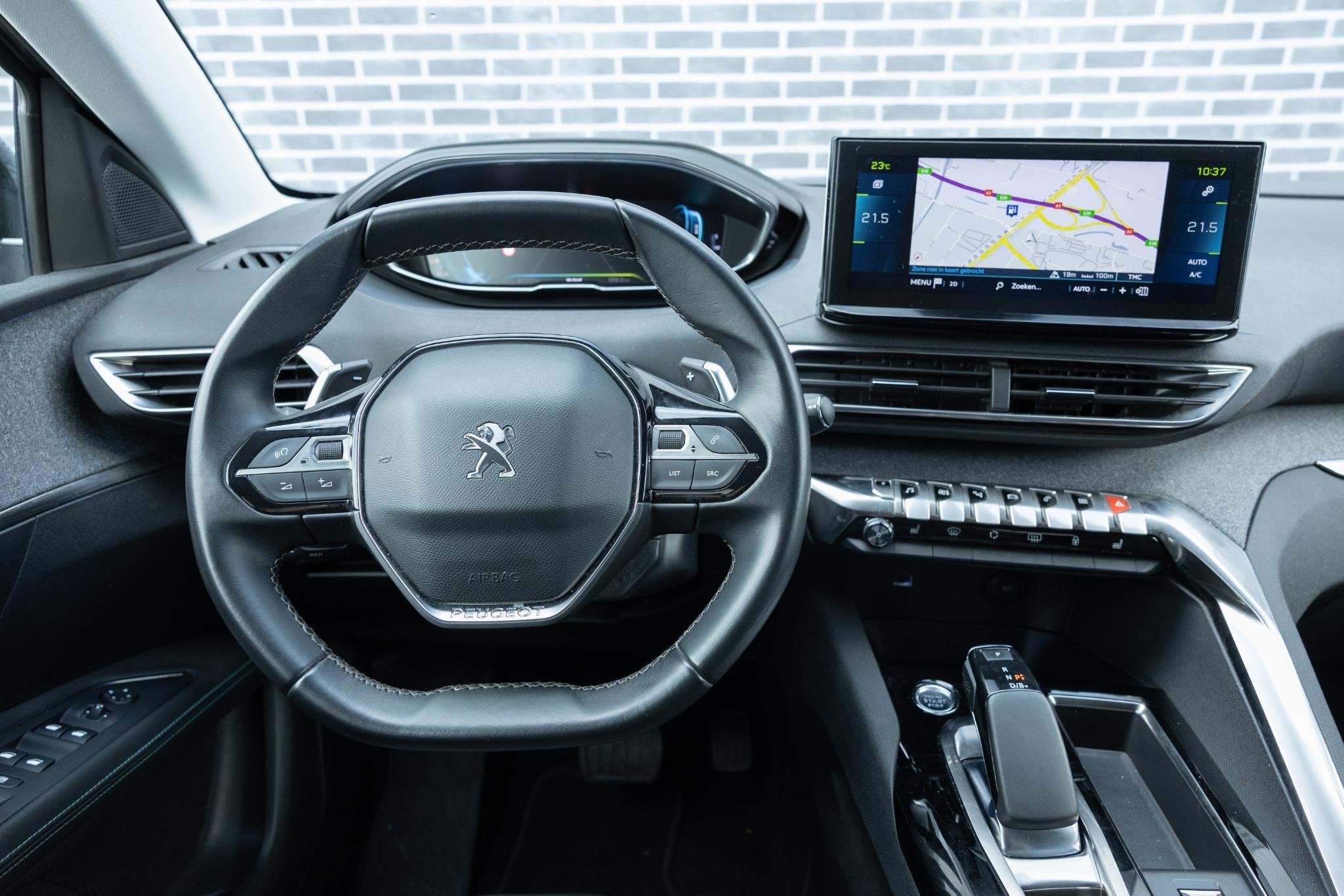 Peugeot 3008 1.6 HYbrid 225 Blue Lease Allure | Achteruitrij, 4 cilinders, Leder en Stof, Plug-in hybride, Bedrijf