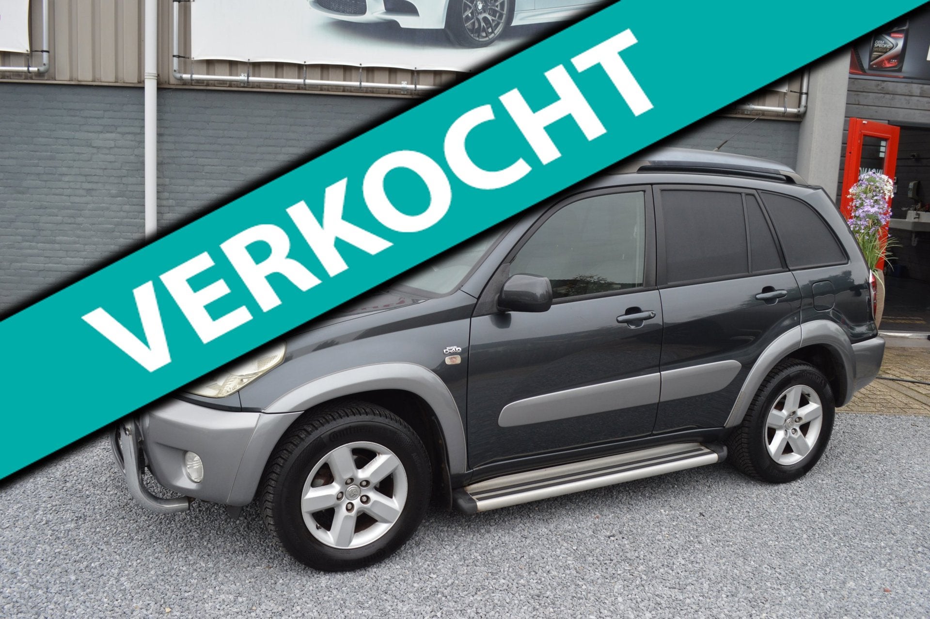Toyota RAV4 2.0 D-4D Airco | Grijs Kenteken | Trekhaak | 4x4, Verwarmde buitenspiegels, Stof, 4 cilinders, 116 pk