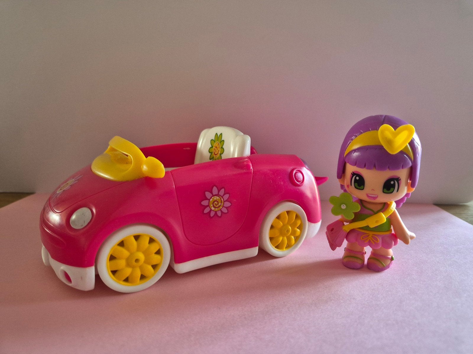 Pinypon poppetje met auto, Ophalen of Verzenden, Gebruikt