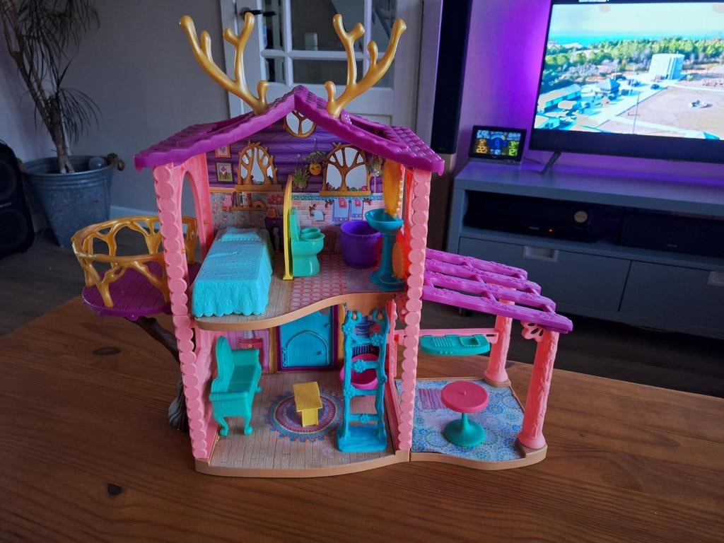  Enchantimals Hertenhuis! Met 4 speelplekken , Kinderen en Baby's, Speelgoed | Poppenhuizen, Ophalen of Verzenden, Zo goed als nieuw