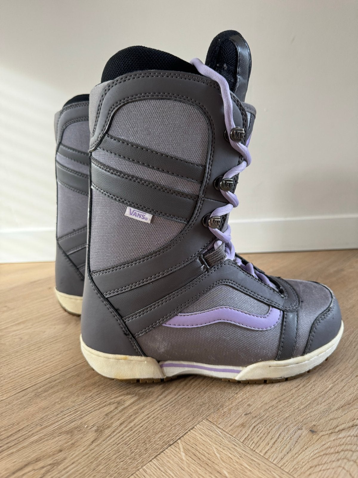 Vans Snowboard Boots - Maat 38.5 - Grijs/Paars, Ophalen of Verzenden, Gebruikt, Snowboots