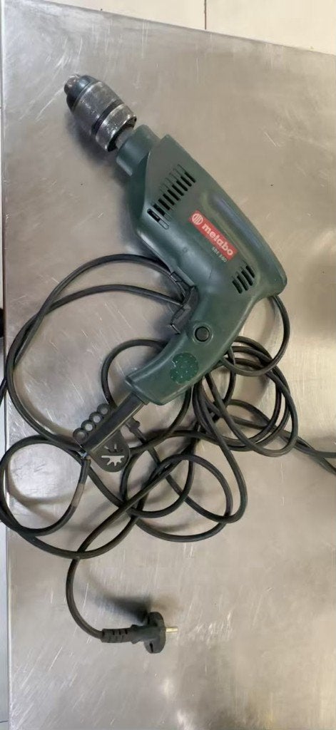 Metabo SBE 560 Klopboormachine - 560W, Ophalen, Gebruikt, Boormachine, Variabele snelheid