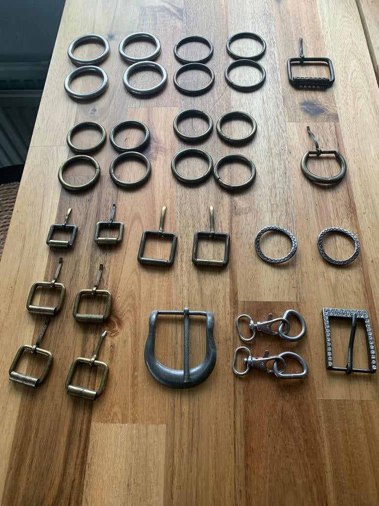 Diverse fournituren: gespen, ringen, sluitingen, Ophalen of Verzenden, Gebruikt, Rits of Sluiting