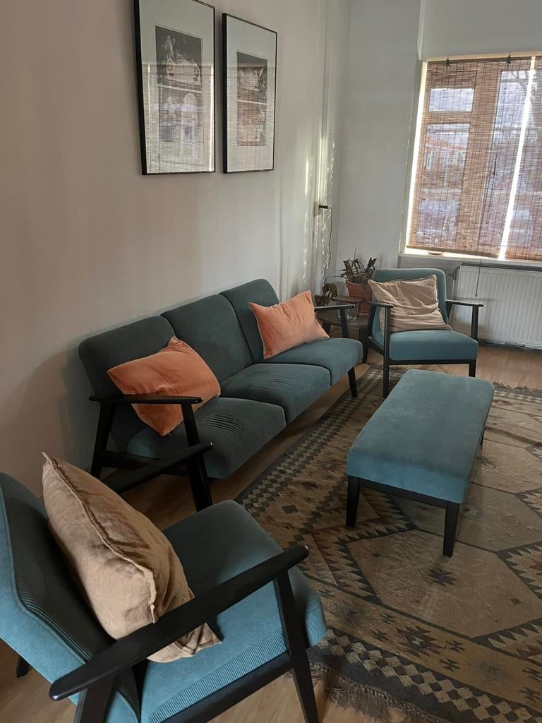 Ekenäset set met stoelen, bank en poef, Huis en Inrichting, Ophalen of Verzenden, Zo goed als nieuw