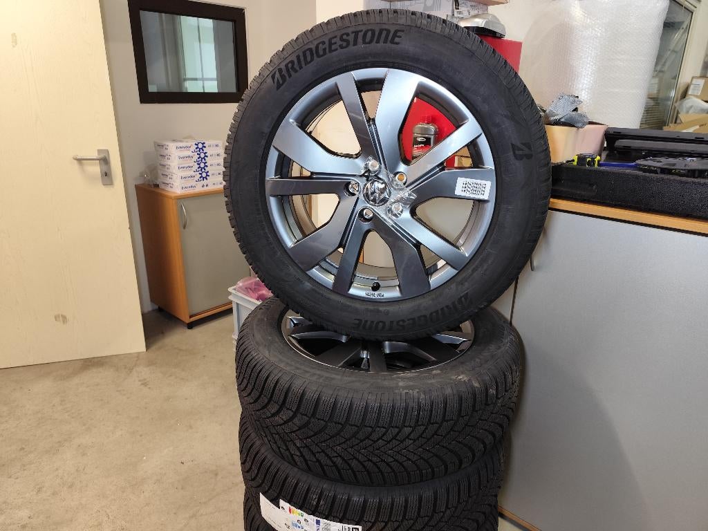 Tiguan 571 CT1 2025 18 inch velgen+winterbanden set Nieuwe, Ophalen, 18 inch, Banden en Velgen, Nieuw