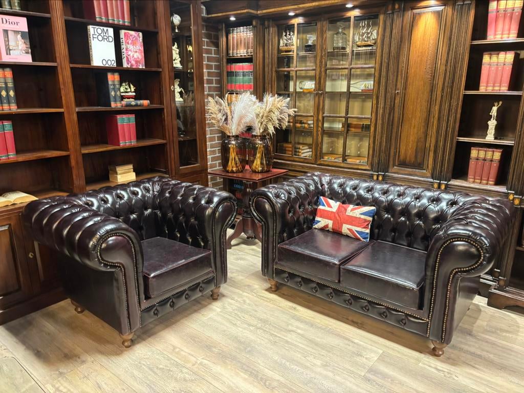 Chesterfield set 2 zits & fauteuil, Huis en Inrichting, Banken | Bankstellen, Ophalen, Overige materialen, Info@chesterfieldjunkie.nl