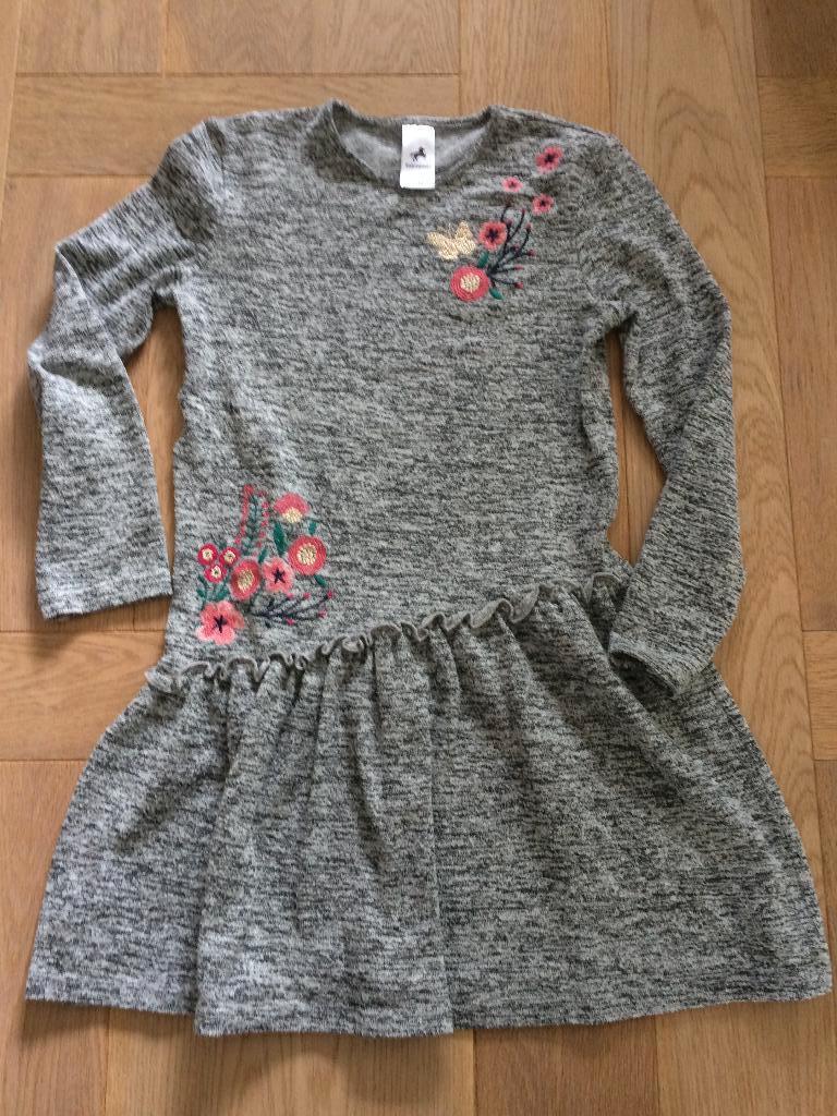zgan Leuk grijs gemêleerd jurkje met bloemen maat 140, Kinderen en Baby's, Kinderkleding | Maat 140, Palomino, Meisje, Ophalen of Verzenden