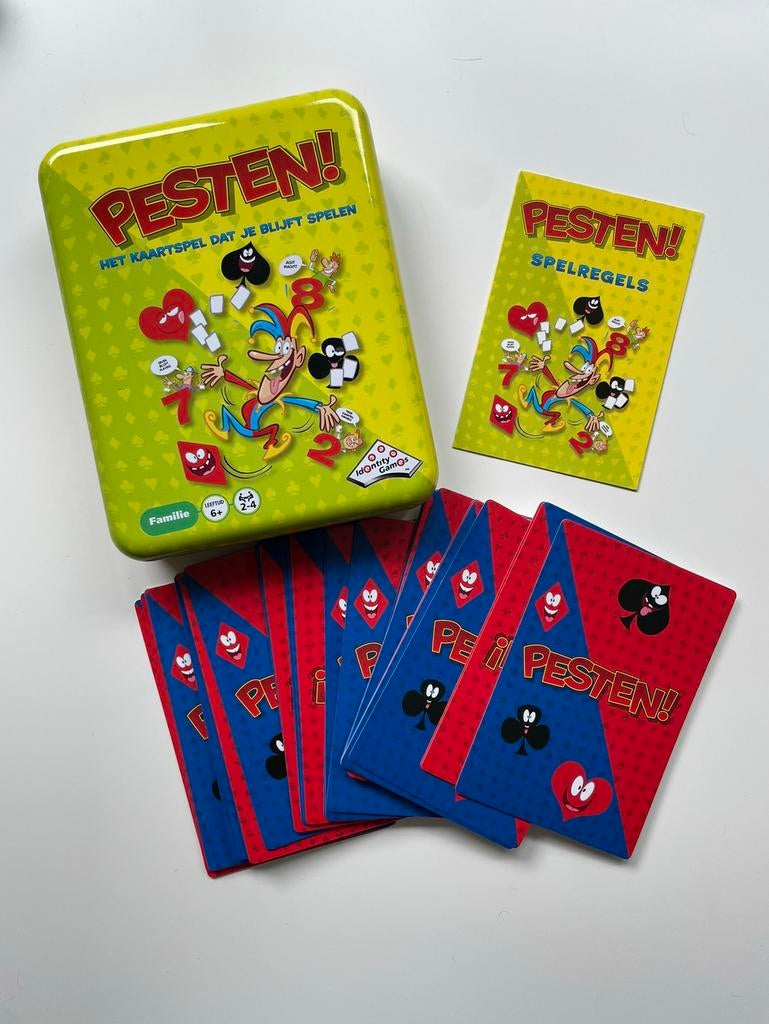 Kaartspel Pesten met grote kaarten in blik, Ophalen of Verzenden, Zo goed als nieuw