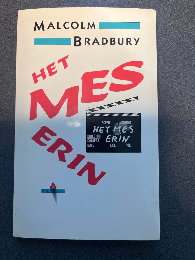 Het Mes Erin - Malcolm Bradbury, Boeken, Literatuur, Zo goed als nieuw, Nederland, Ophalen of Verzenden