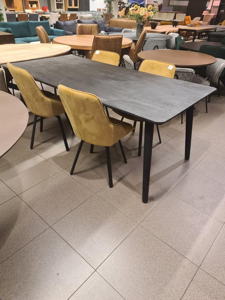 Nieuwe eettafel 200x100cm zwart mango €395, Huis en Inrichting, Woonaccessoires | Overige, Nieuw, Ophalen