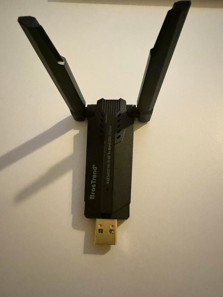 Wifi 6e adapter AXE3000, Ophalen, Zo goed als nieuw