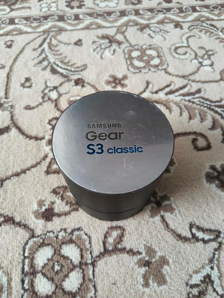 Samsung Gear S3 - Zo goed als nieuw (zonder polsbandje), Ophalen of Verzenden, Zo goed als nieuw, Samsung, Waterdicht