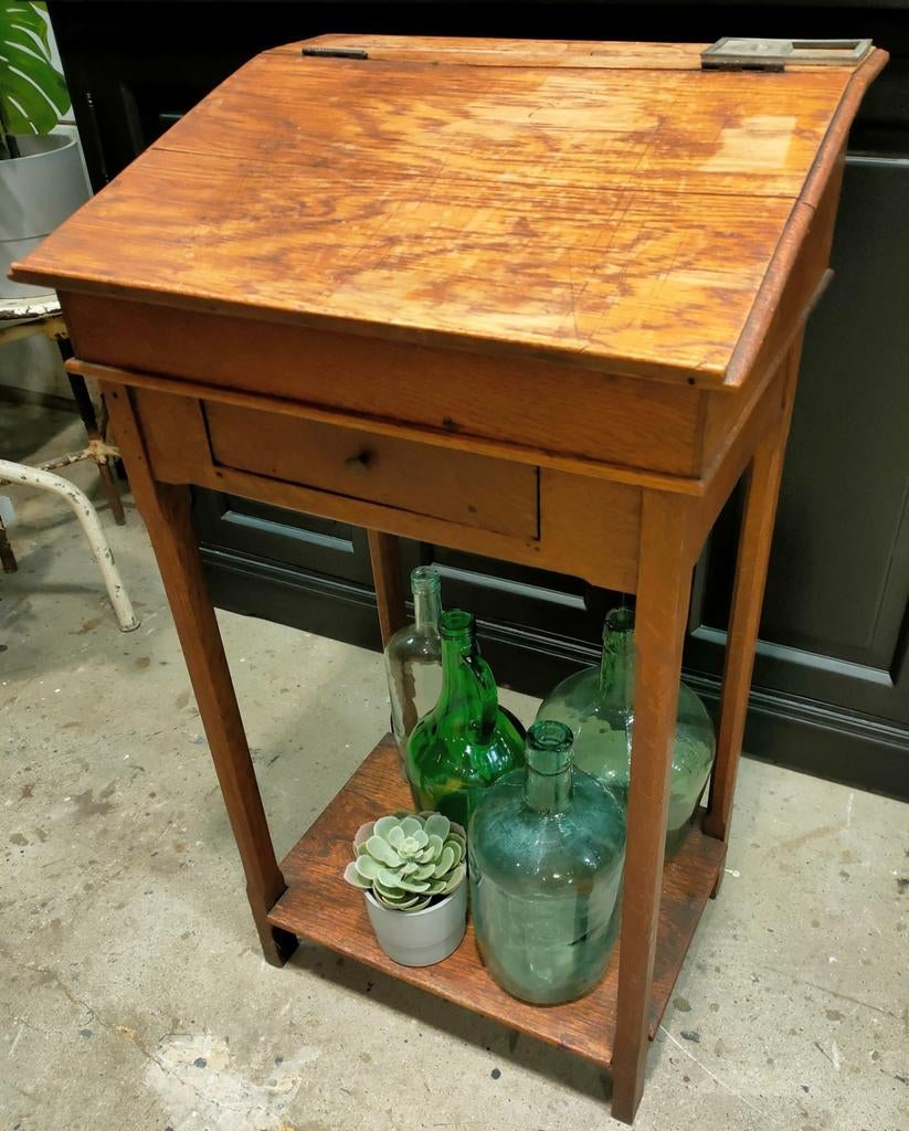 Antieke/vintage lessenaar, eiken jaren '20 schooltafel, Antiek en Kunst, Antiek | Meubels | Kasten, Ophalen