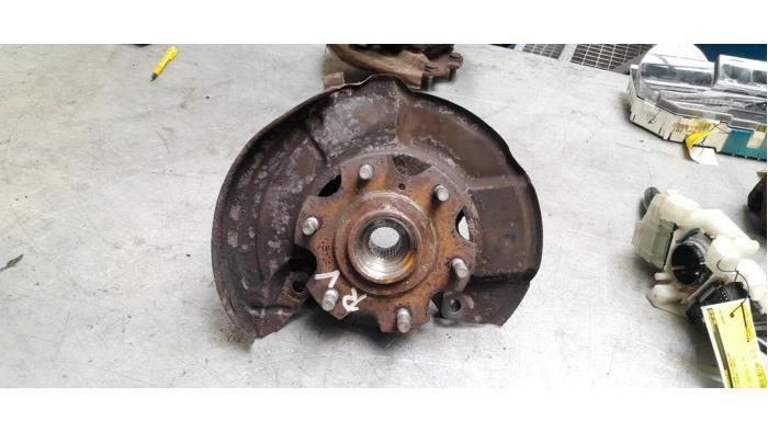 Fusee rechts-voor van een Mitsubishi Pajero, Gebruikt, -, -, Ophalen of Verzenden