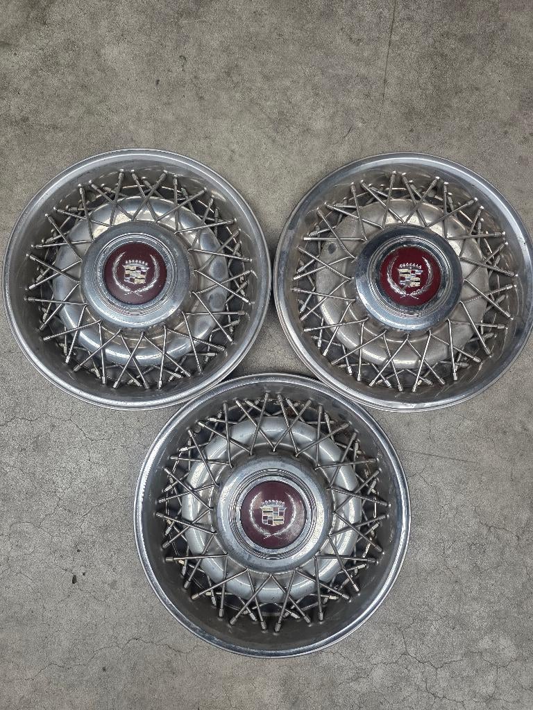 3x Cadillac spaak wieldop 1986-1992, Auto diversen, Wieldoppen, Gebruikt, Ophalen of Verzenden