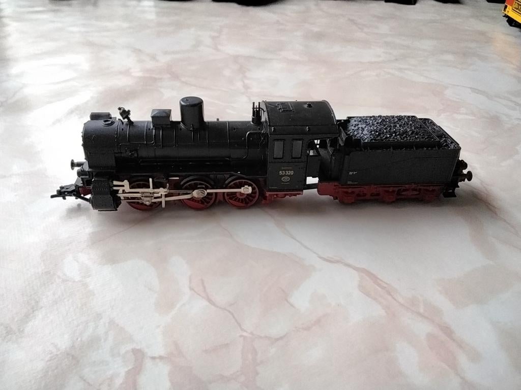 Mooie Fleischmann stoomlocomotief 53 320 + kolenwagen, Fleischmann, Ophalen of Verzenden, Zo goed als nieuw, Analoog