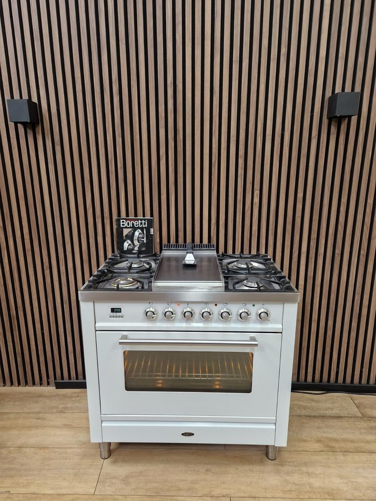 Zeer Luxe Boretti Fornuis wit 90 cm (Gratis bezorgen), 60 cm of meer, Ophalen of Verzenden, Zo goed als nieuw, Energieklasse A of zuiniger