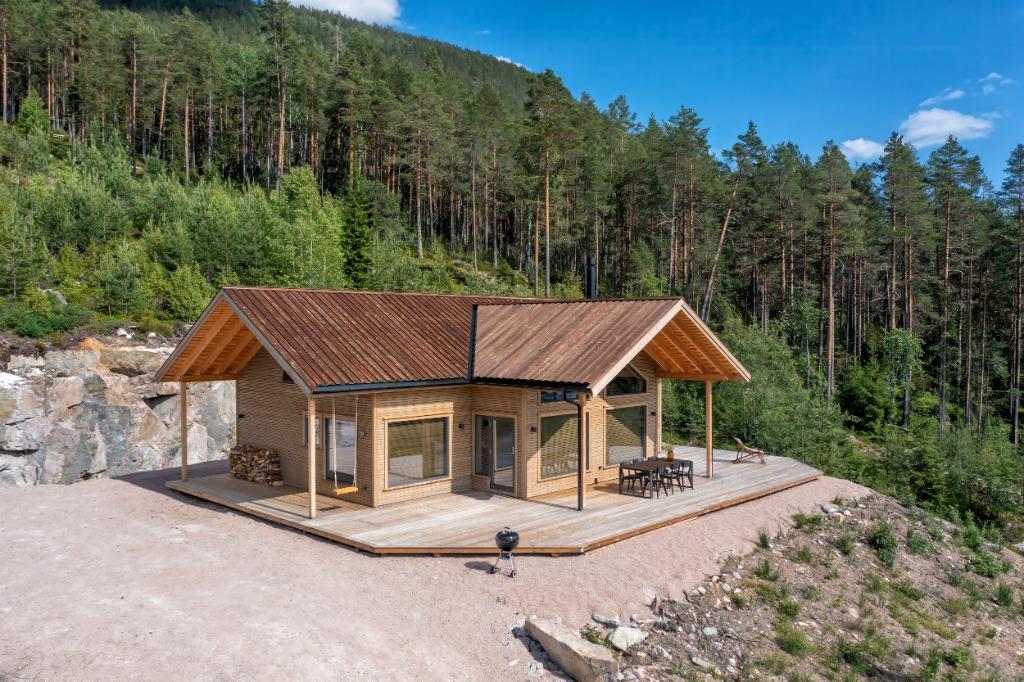 Vakantie in Noorwegen? Houten huis te huur (2-8 p.) & sauna, 8 personen, In wintersportgebied, Landelijk, Open haard